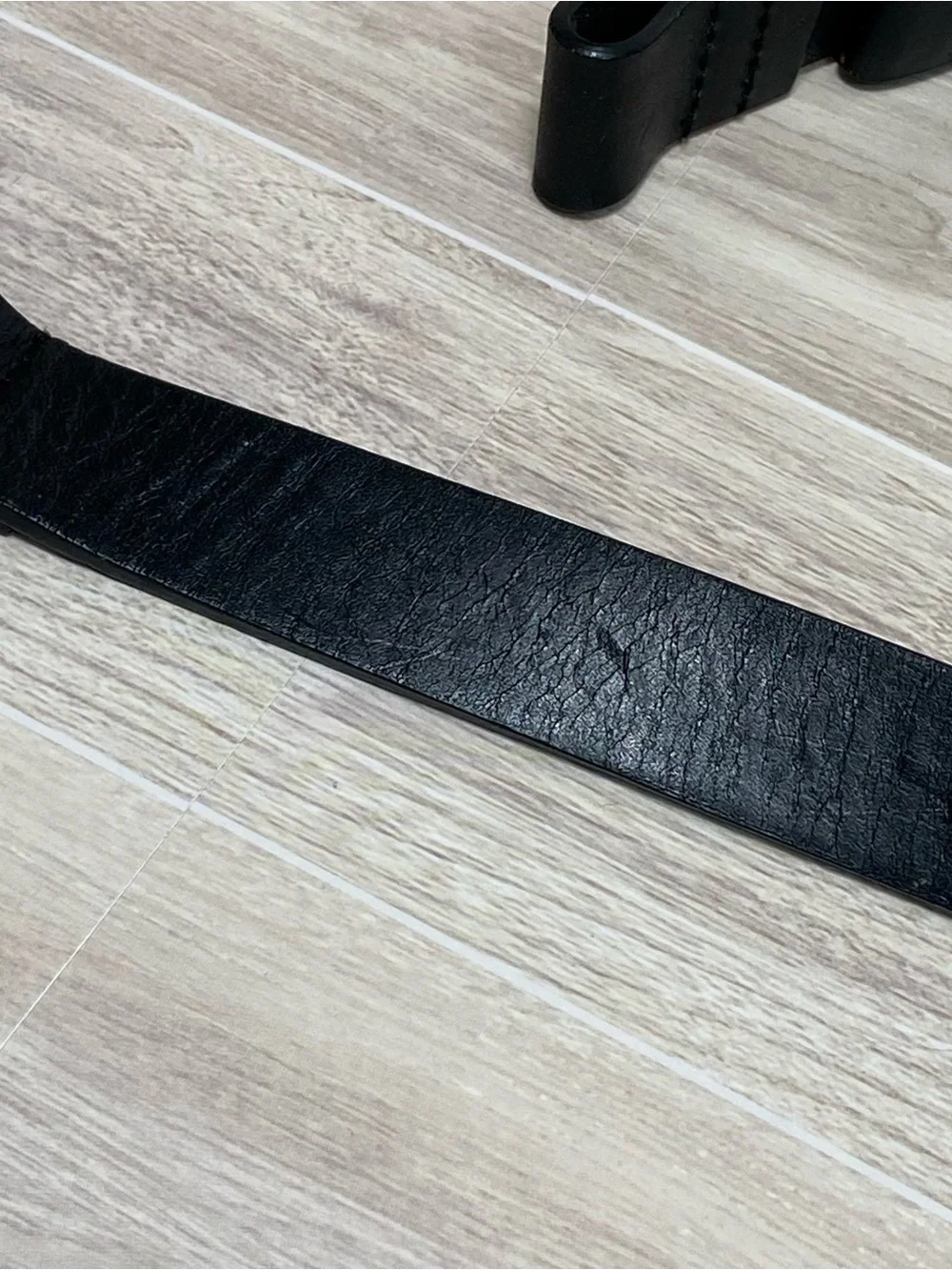 CHICO'S / Black Leather Silver Buckle Adjustable Belt